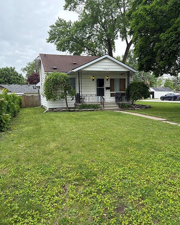 1st image of 3203 Byng Rd