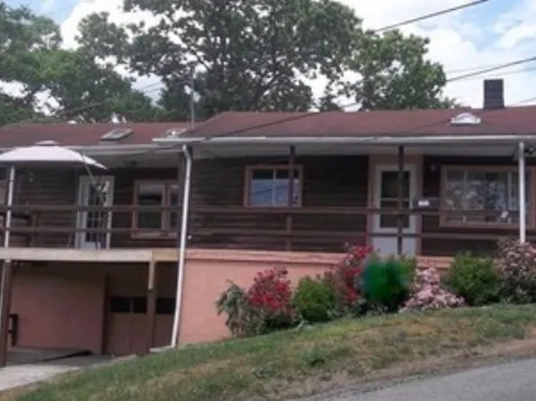 616 Pecan St, Hazard, KY 41701