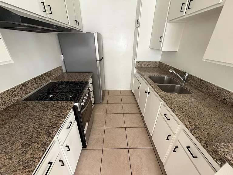 j3515 — Photo 7