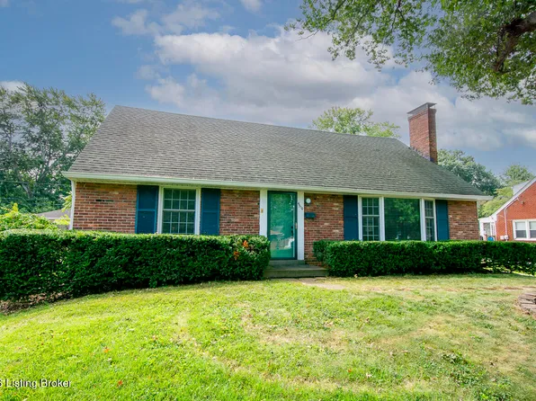 4310 Saint Regis Ln, Saint Regis Park, KY 40220