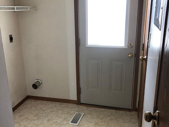 5th image of 1837 N Lakeman Dr