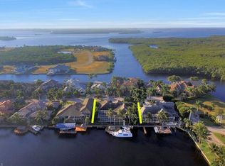 1523 Hermitage Ln, Cape Coral, FL 33914