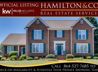 18 Meadowsweet Ln, Greenville, SC 29615