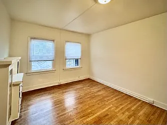 2533 University Ave #9 — Photo 6