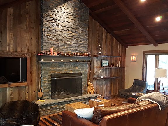 2nd image of 6355 Chamberland Dr