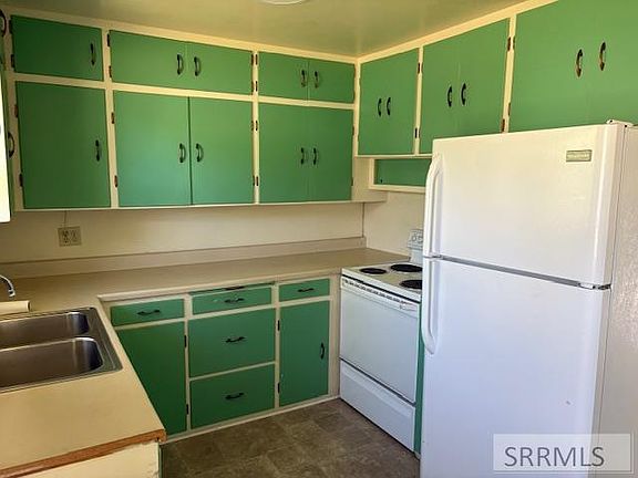 2nd image of 1285 Susanne Ave