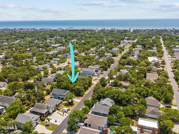 2nd image of 150 NE 8th Street