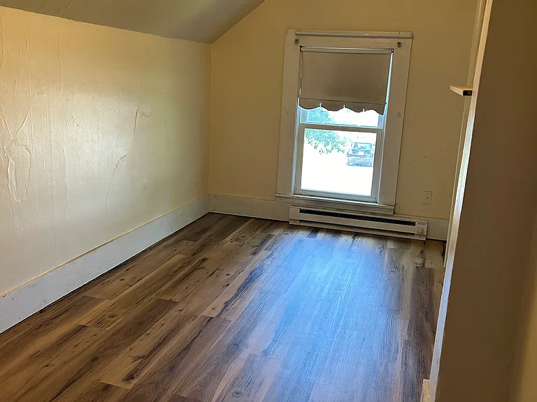 716 Menomonie St — Photo 13