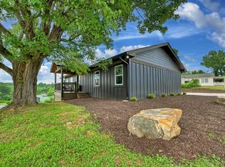 37 Hill St, Blue Ridge, GA 30513