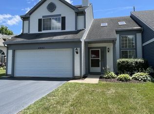 4440 Larkspur Ln, Lake In The Hills, IL 60156