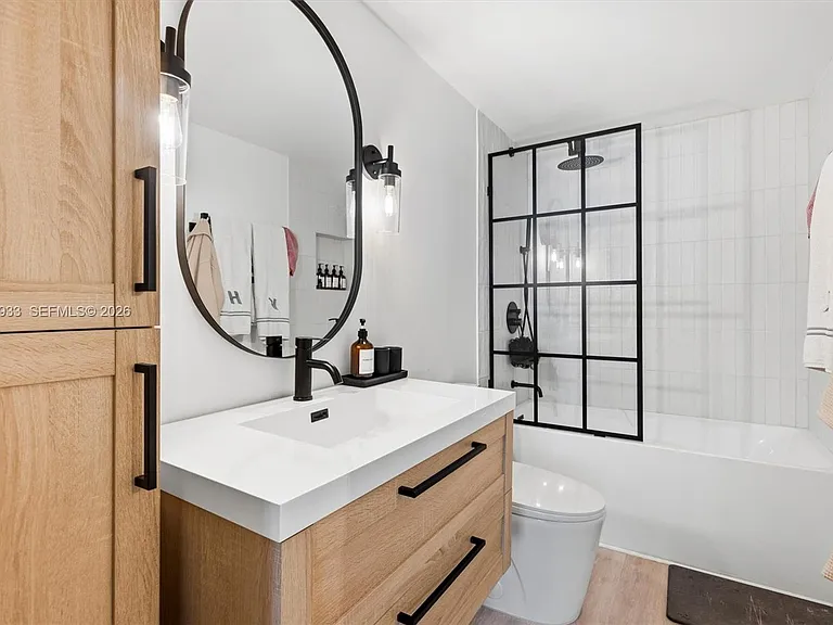 701 Brickell Key Blvd #1106 — Photo 36