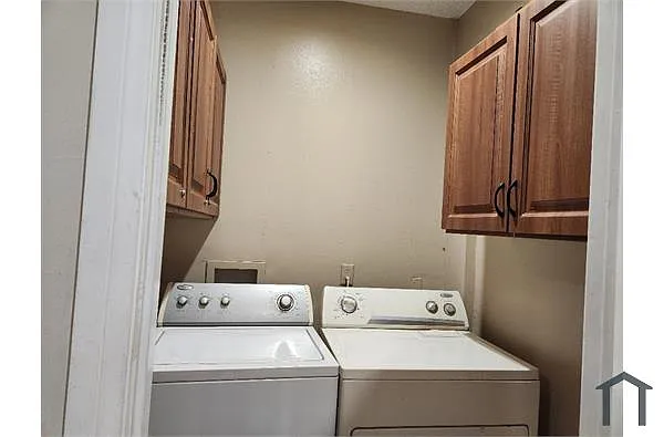 Building Photo - 1349 Walnut Ave #A