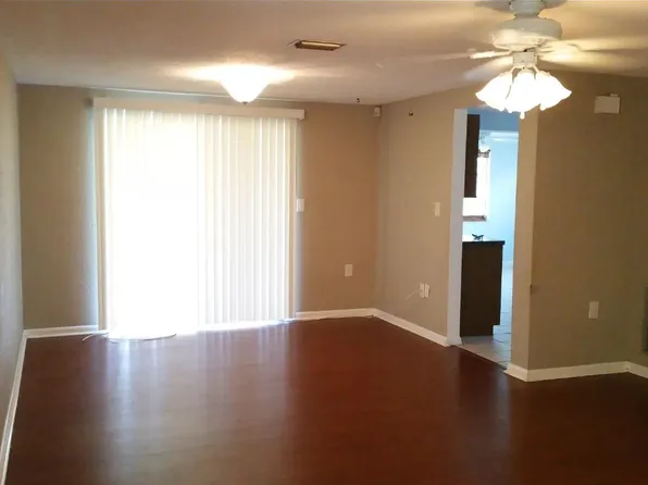 5711 Mariposa Dr, Holiday, FL 34690