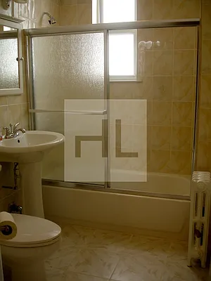 Rented by Highline Residential | media 8