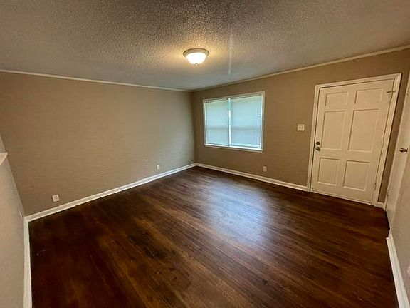 5th image of 3270 Frayser View Dr