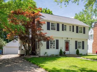 1204 Royce Ave, Kalamazoo, MI 49001