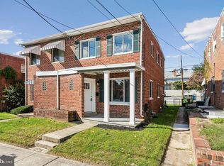 7526 9th St NW, Washington, DC 20012