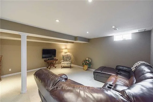 2259 Highcroft Rd — Photo 14