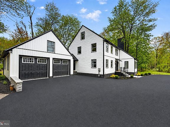 4th image of 144 Van Dyke Rd