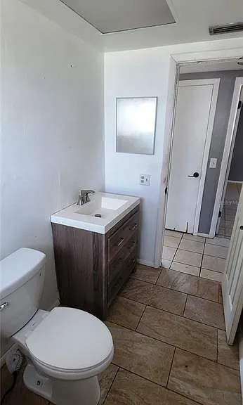 5200 Chet Dr — Photo 14