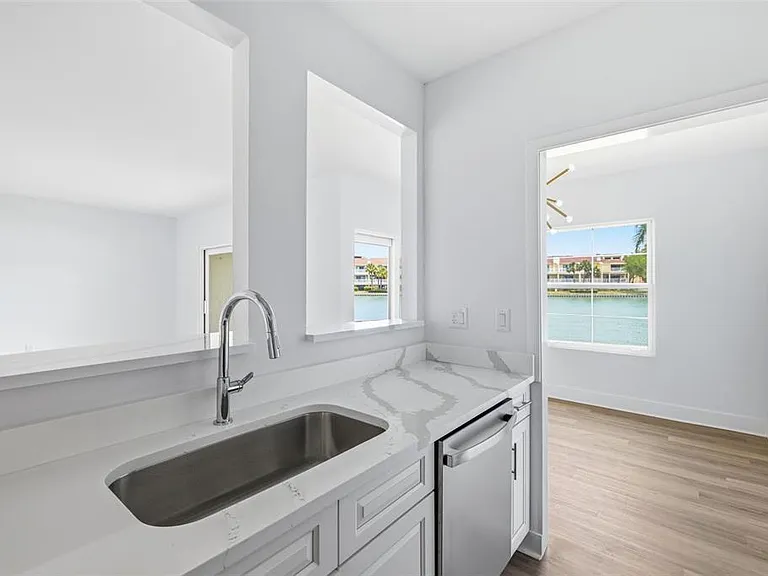 554 Plaza Seville Ct #103 — Photo 6