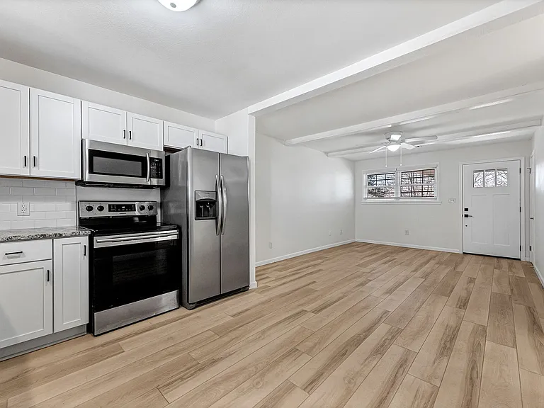 14793 Dutchmans Dr — Photo 23