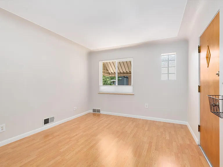 2516 Xavier St — Photo 10