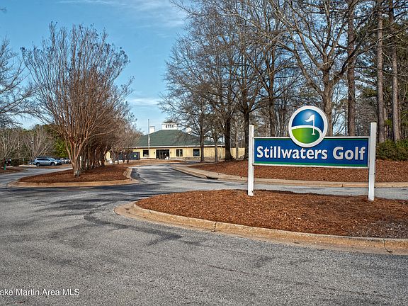 2nd image of 41 Dogwood Ln