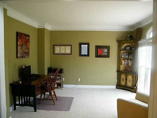 4th image of 2554 Lakefield Way