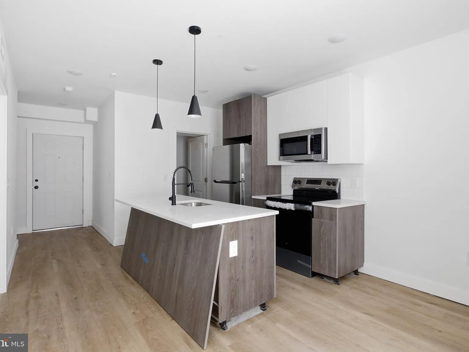 613 N Brooklyn St #2 — Photo 3