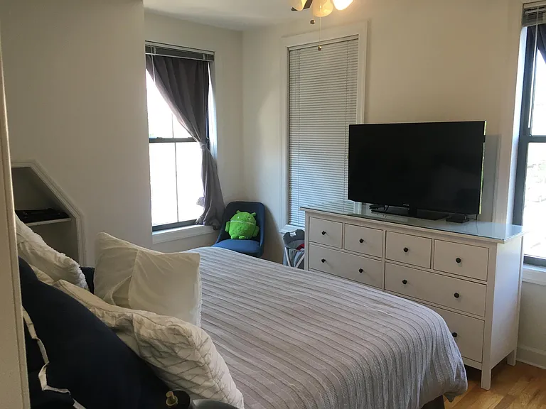 501 Bloomfield St #3 — Photo 8