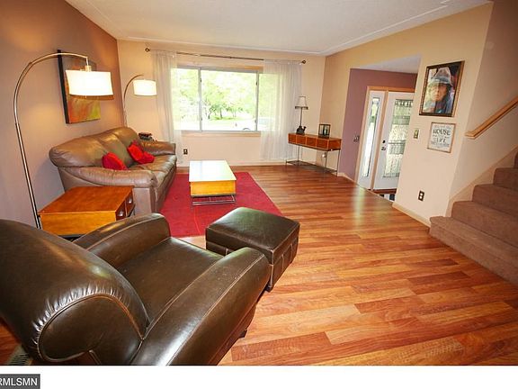 3rd image of 22393 Rush Creek Dr
