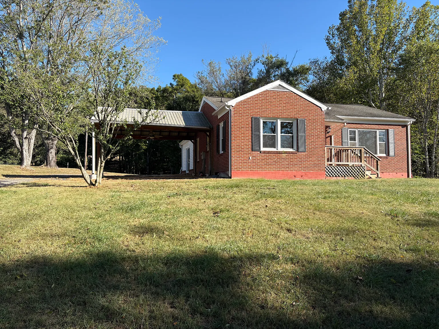 2 bed, 1100 sqft, $1,350 — Photo 2