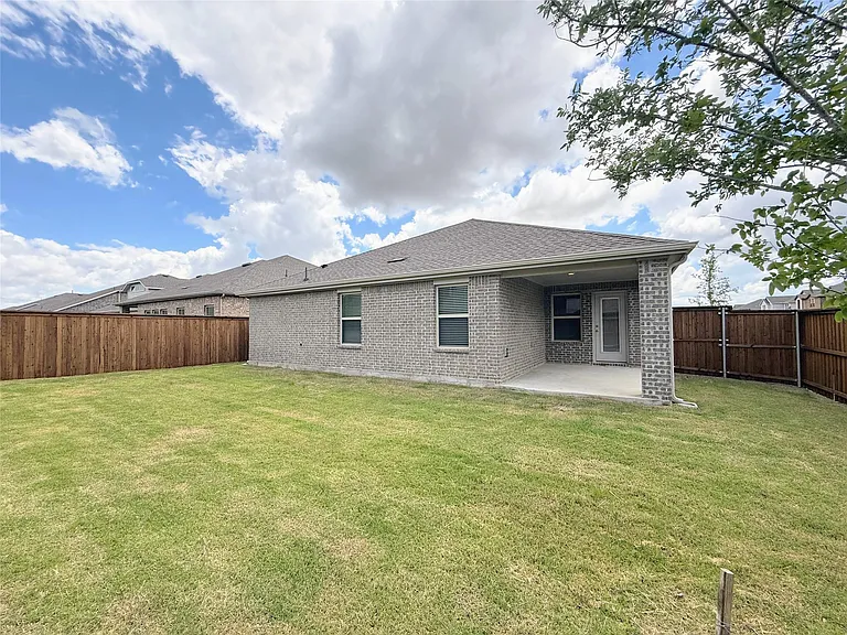 6233 Lassen Ct — Photo 37