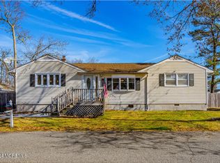 1610 Whitcomb Rd, Forked River, NJ 08731