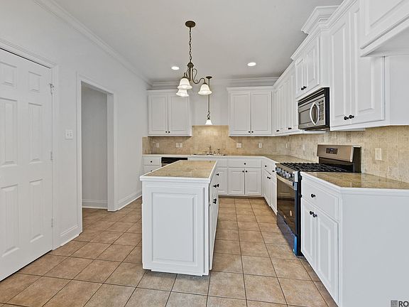 5th image of 12501 Dutchtown Villa Dr