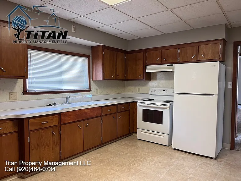 2034 Jefferson St — Photo 10