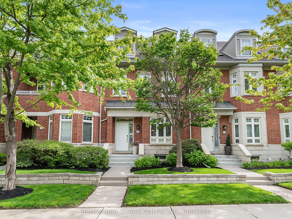 1st image of 12 Saint Lawrence Dr E