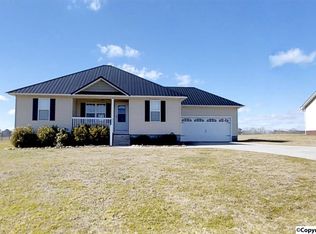 132 Granite Cir, Albertville, AL 35950