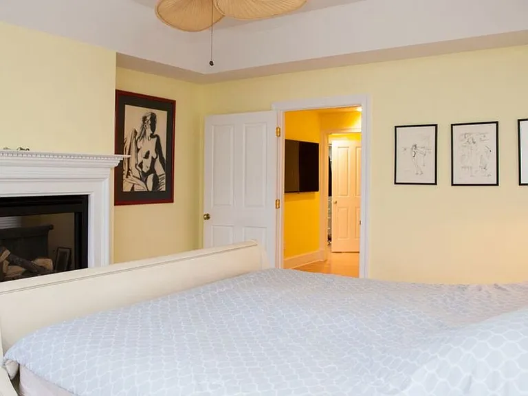 1530 Noyac Path — Photo 11