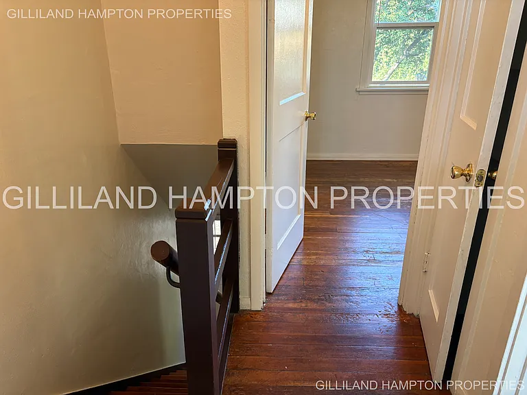 318 NW 15th St #318 — Photo 23