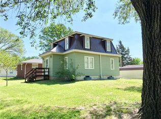 623 1st St, Gridley, KS 66852