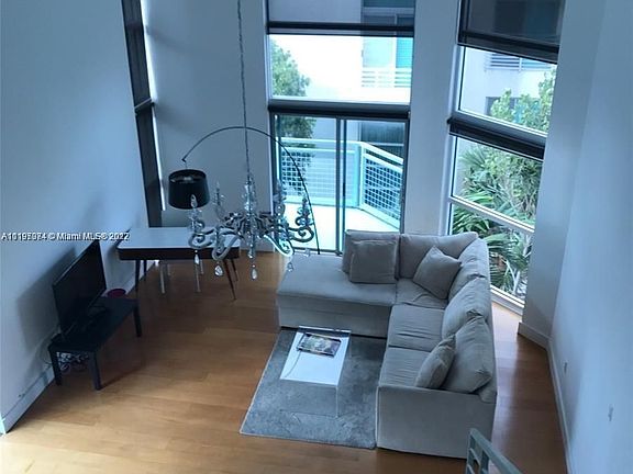 5th image of 7728 Collins Ave APT 17