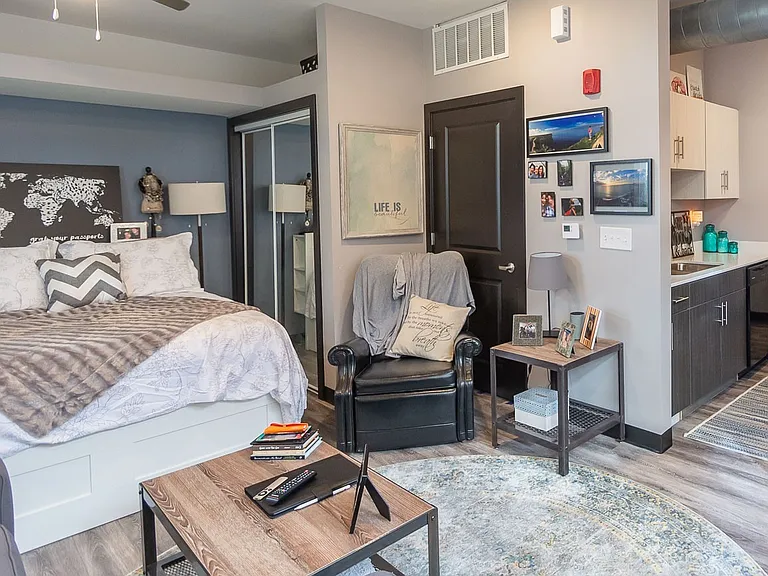 Tech Park Apartments — Photo 19