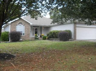 591 Forest Ridge Dr, La Vergne, TN 37086