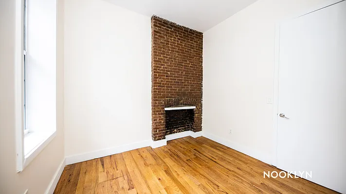 Rented by Nooklyn NYC LLC | media 9