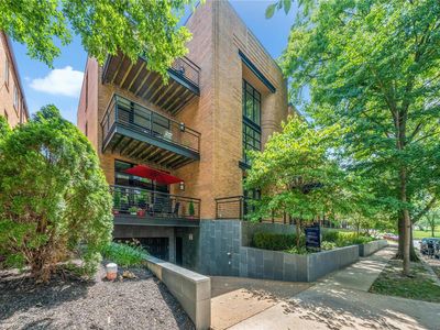 7542 Cromwell Dr APT 2C, Saint Louis, MO, 63105