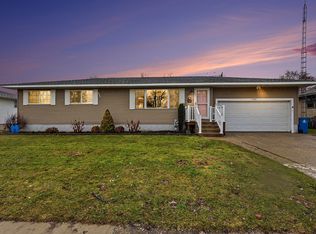 938 Hampden Rd, Muskegon, MI 49441