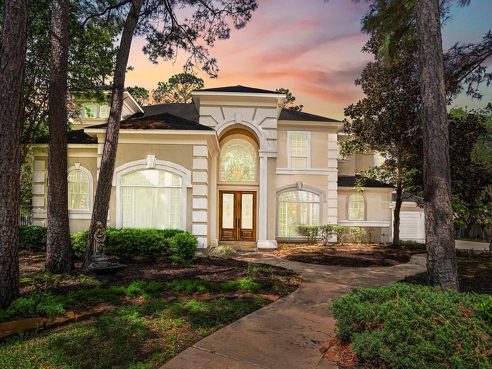 1st image of 15 Lochbury Ct