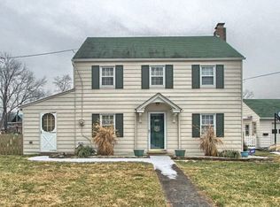 257 Spanglers Mill Rd, New Cumberland, PA 17070